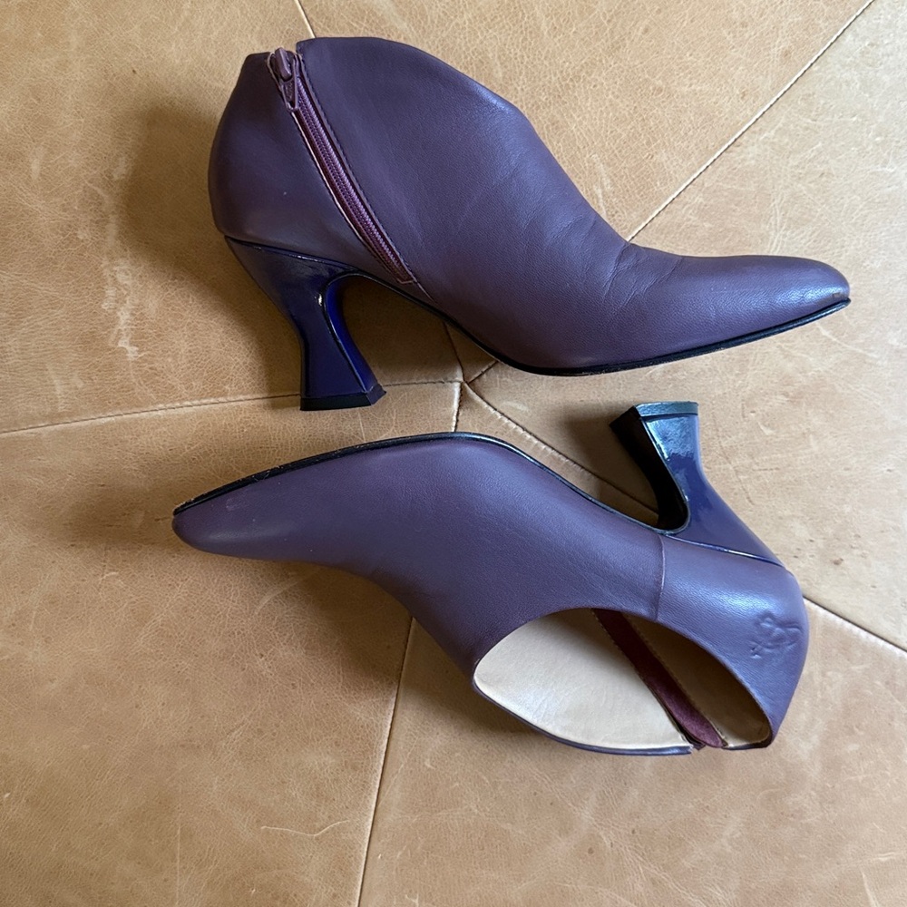 JOHN FLUEVOG super cute 6.5 bootie - Picture 4 of 13